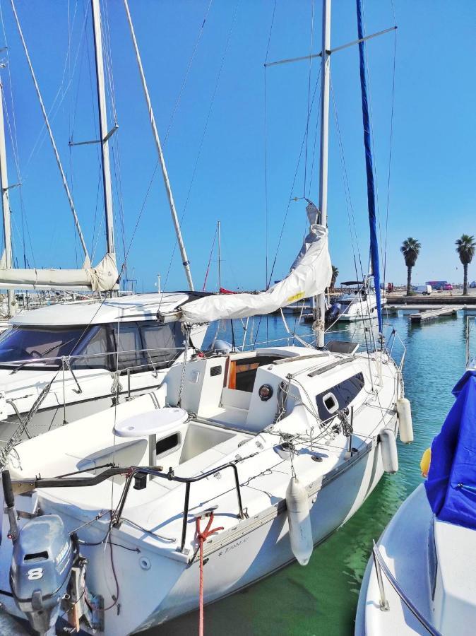 Voilier A Quai Au Calme 호텔 카네트 외부 사진